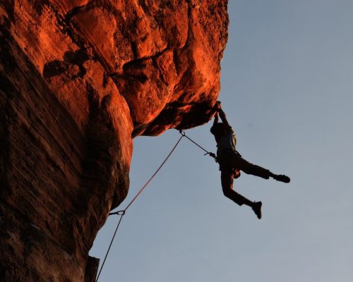 rock-climbing-2264698_1280